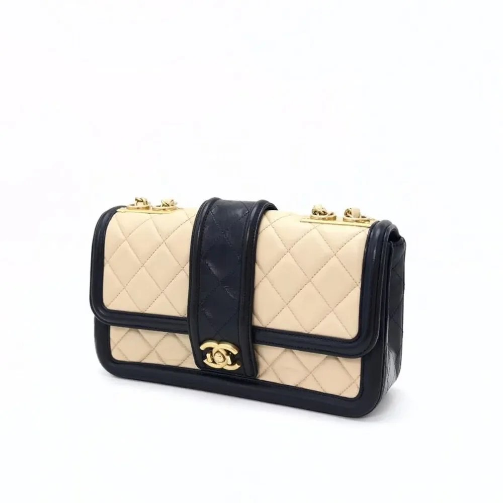 Chanel Women Pre-Loved Bag Very Good Condition
